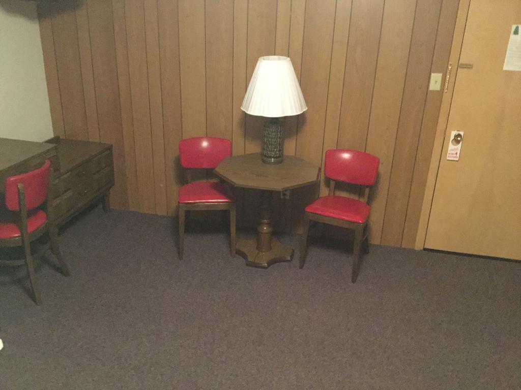 Cedars Motel Ironwood Luaran gambar