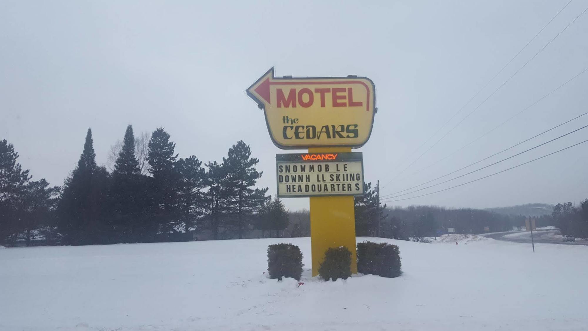 Cedars Motel Ironwood Luaran gambar