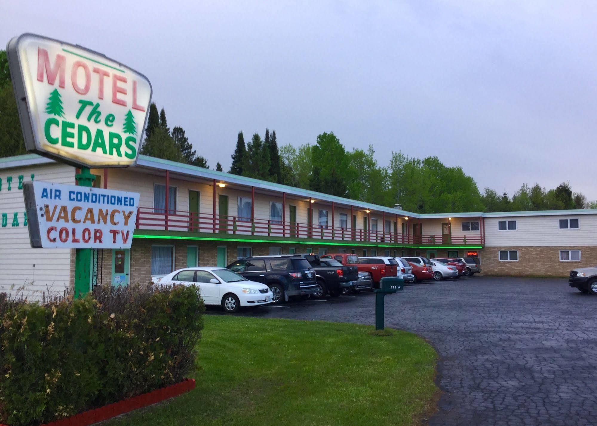 Cedars Motel Ironwood Luaran gambar