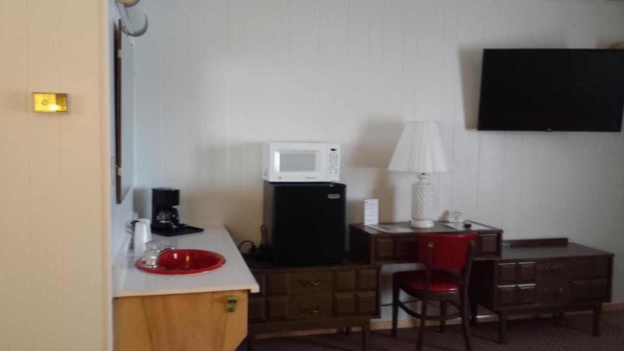 Cedars Motel Ironwood Luaran gambar